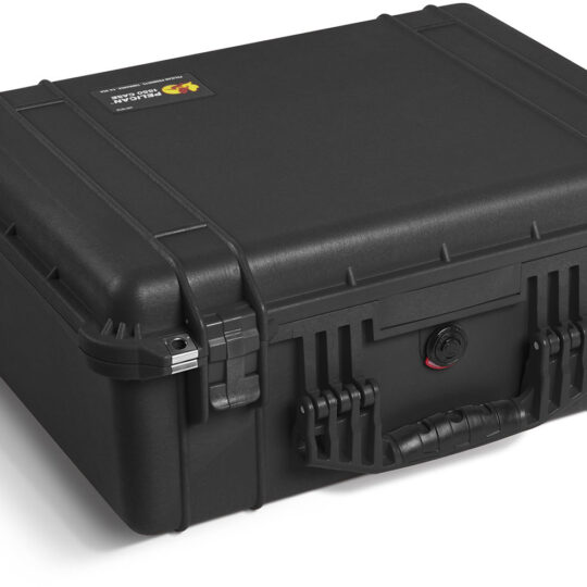 Pelican 1550 Protector Case with no Foam Black
