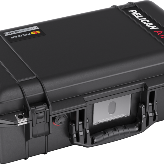 Pelican 1525 Air Case Black No Foam