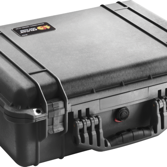 Pelican 1520 Protector Case Black with foam